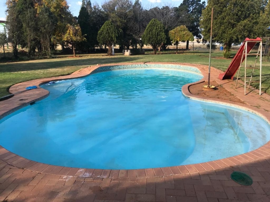 13 Bedroom Property for Sale in Soutpan Free State